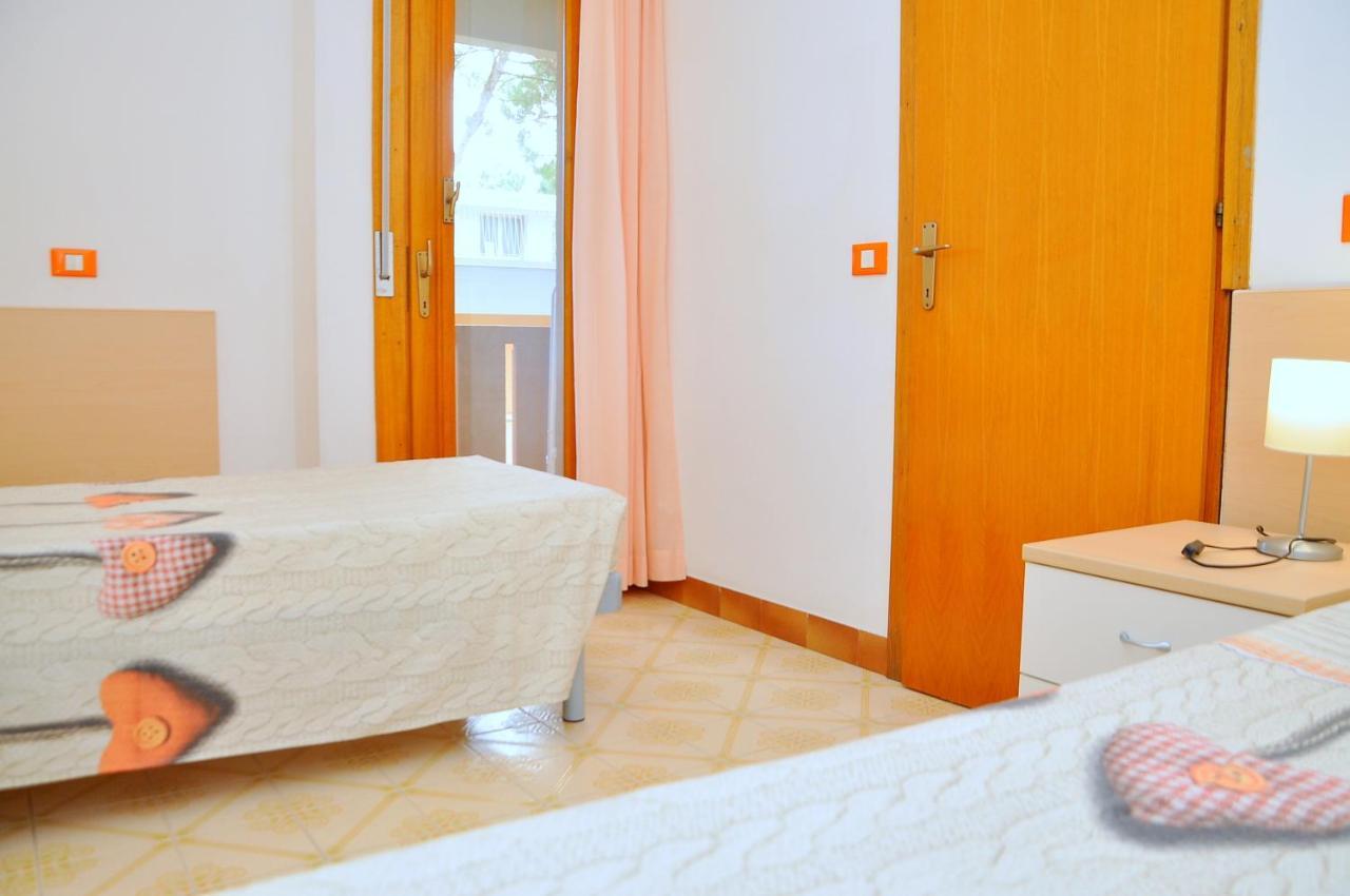 Condominio Corinzia Bibione Exterior foto